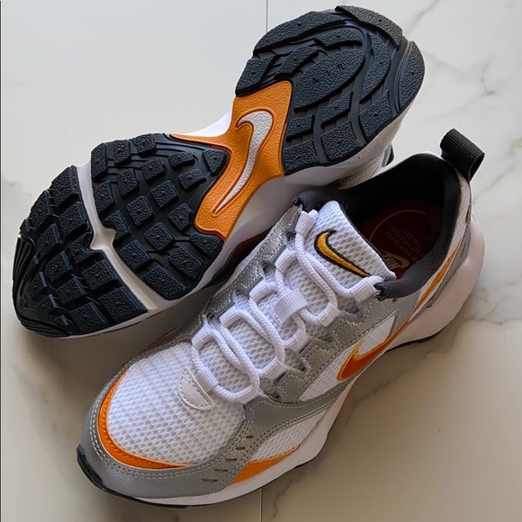 NWT Nike Air Heights - Picture 8 of 8